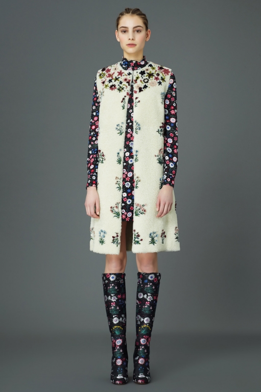 Romy Schönberger for Valentino Pre-Fall 2015 