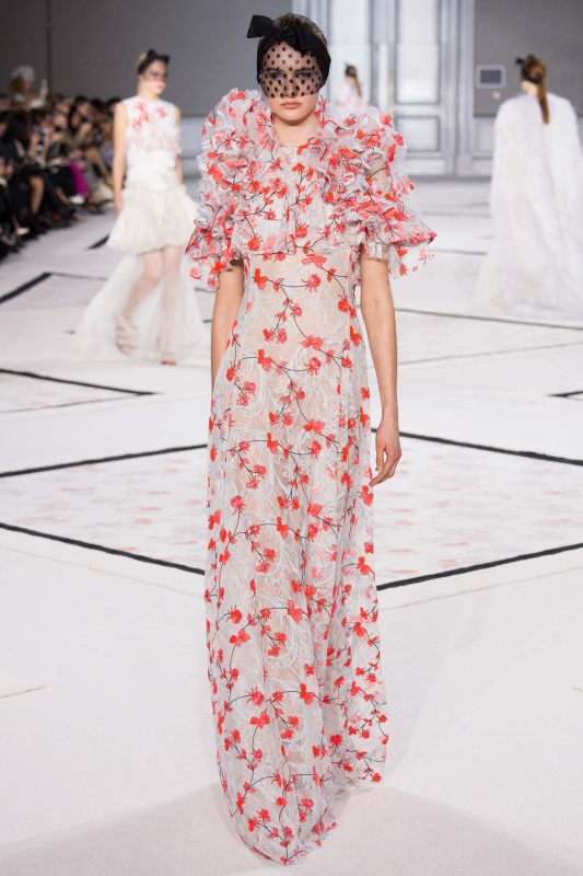 Sanne Vloet for Giambattista Valli Spring Couture 2015 