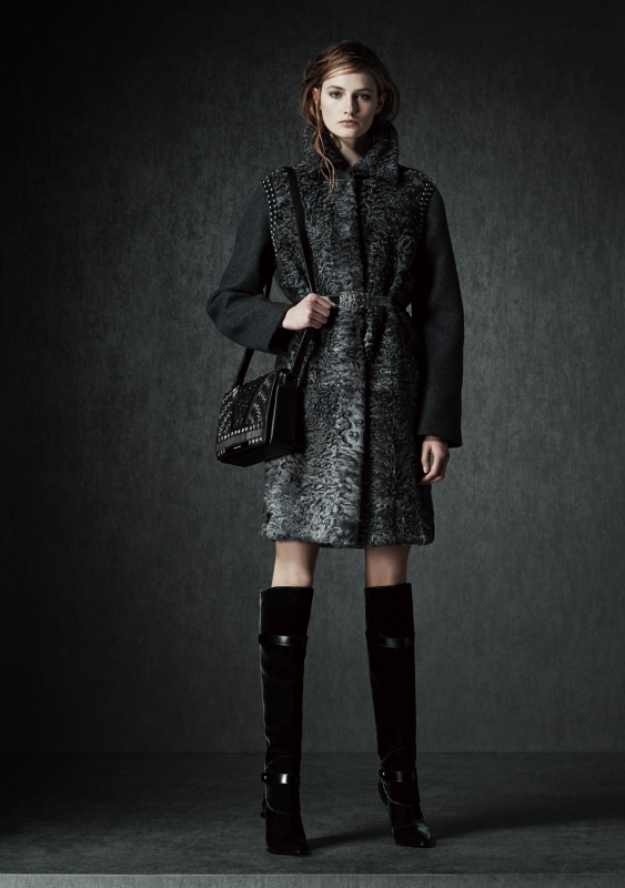 Sanne Vloet for Alberta Ferretti Pre-Fall 2015 