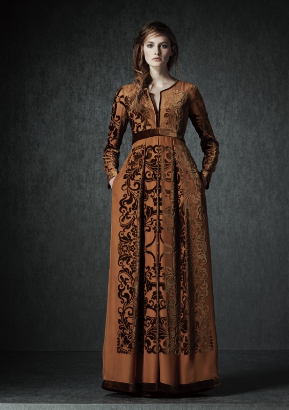 Sanne Vloet for Alberta Ferretti Pre-Fall 2015 