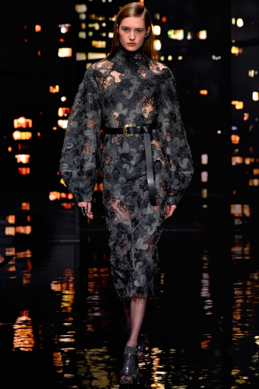 Sanne Vloet shows New York Fall 2015 Donna Karen