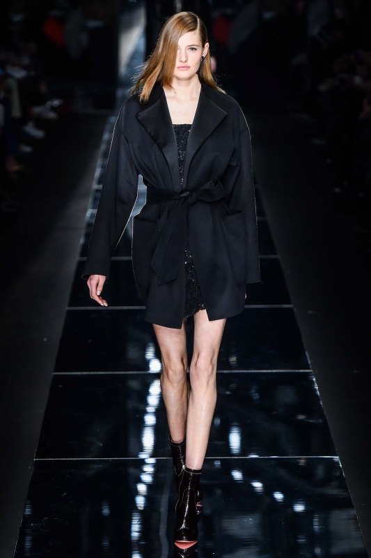 Sanne Vloet shows Milan Fall 2015 Blumarine