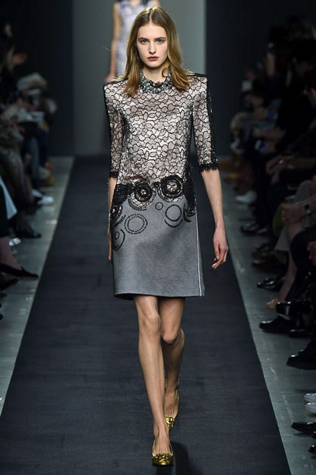 Sanne Vloet shows Milan Fall 2015 Bottega Veneta