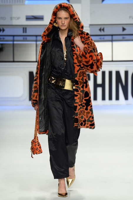 Sanne Vloet shows Milan Fall 2015 Moschino