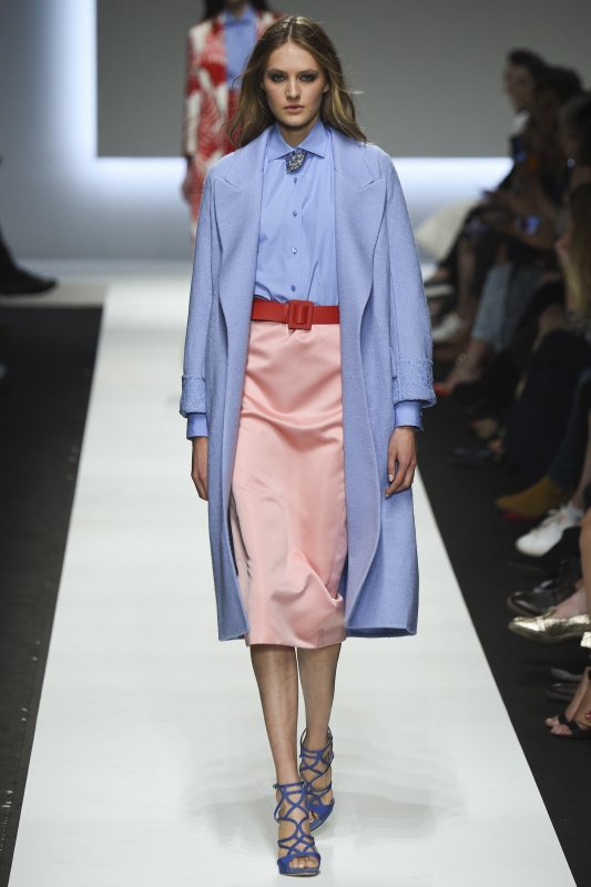 Sanne Vloet shows Milan Spring Summer 2016 Ermanno Scervino