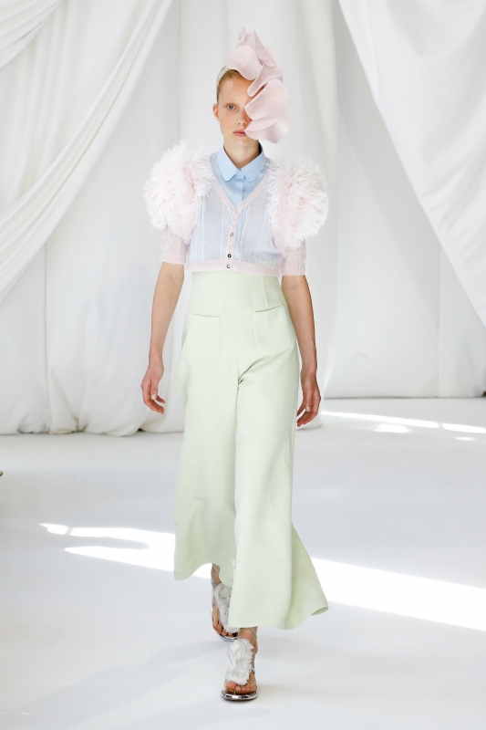 Demy de Vries shows London Spring 2019 Delpoza