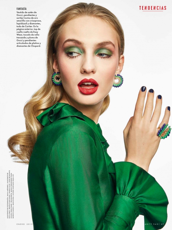 Very nice jewelry story on Romy Elema for Vanidad January 2019. Stylist Betriz Moreno de la Cova. Make-up Jose Belmunte. Hair Manu Fernàndez. Manicure Lucero Hurtado 