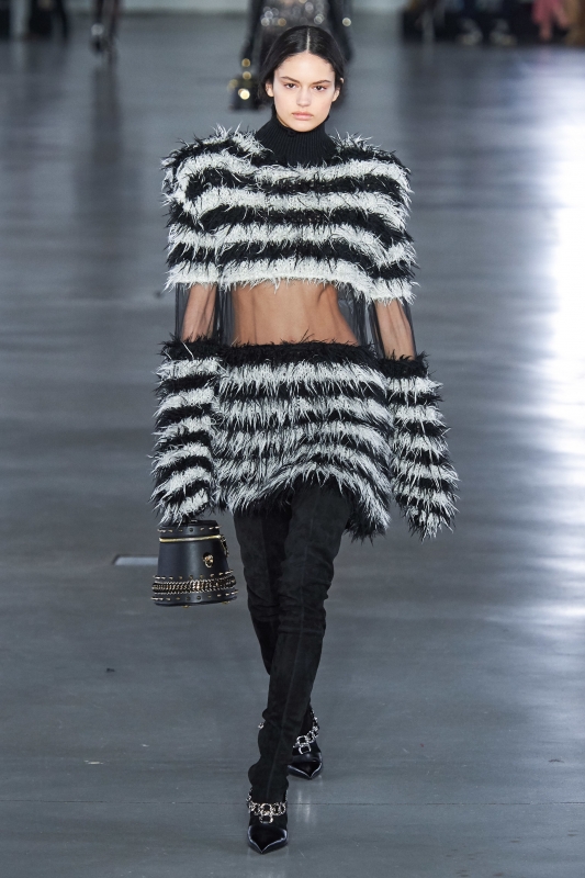 Nikki Vonsee looking strong in the show for Balmain Fall 2019 