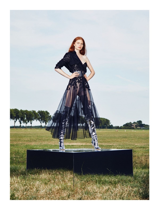 Strong look Elisa Hupkes for new book Contempory Fashion & Arts in Amsterdam, Photography Meis Belle Waht & Jip Merkies, Stylist Pascal-Joel Weber, Make-up Sanne Gras-Bleeker, Hair Jan Fuite 