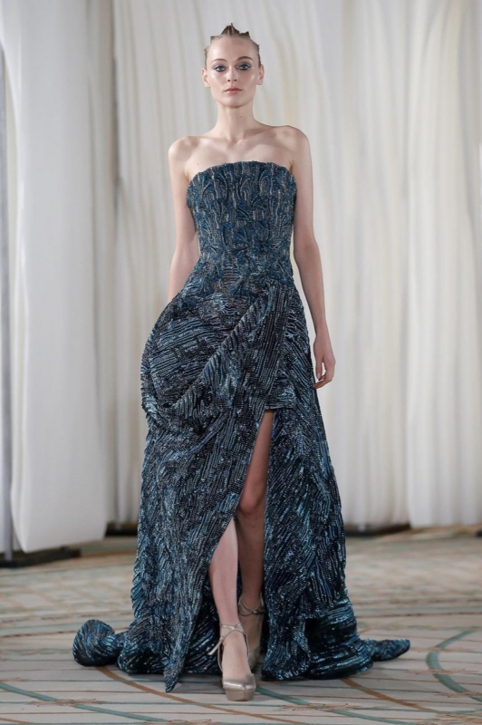 Beautiful Couture debut for Anna-Sophia Evers at Tony Ward show for Fall 2019 