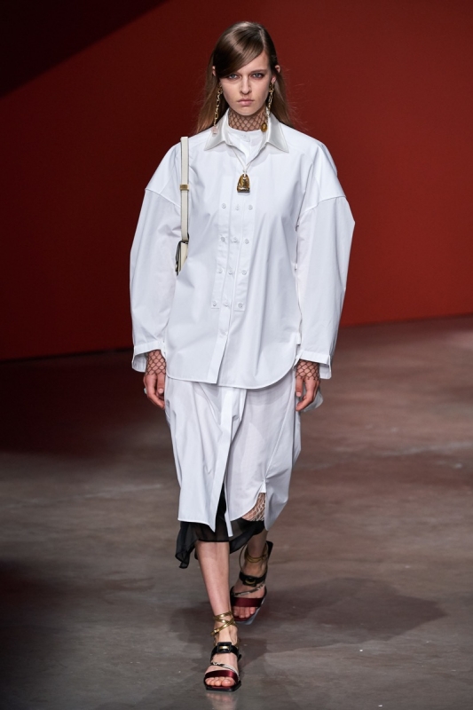 Merel Zoet starts London in Karl Templer his debut for Ports 1961 SS 2020, Casting Emperor.Lee 