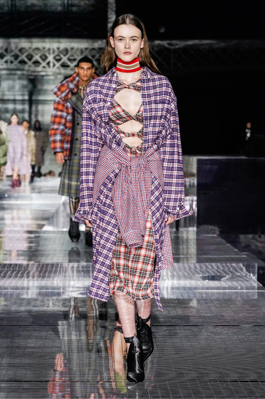 Lovely Liselotte Claerhoudt for the 3th time in a row for Burberry Fall 2020 RTW by Ricardo Tisci, Casting Italia3bis, Hair Guide, Make-up Pat McGrath 