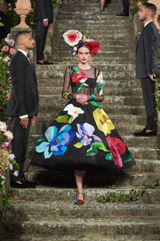 Liselotte Claerhoudt in the fairy tale Dolce & Gabbana Alta Moda show for Fall 2020 held in the spectacular Villa Bardini in Florence 