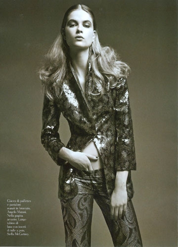 Bo don for Amica October 2011 photographer Gregory Derkenne 