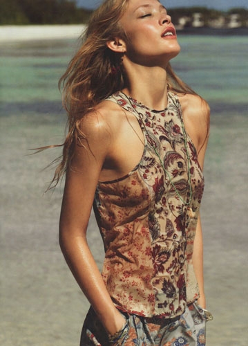 Rianne Haspels FOR MARIE CLAIRE UK JULY 2012 PHOTOGRAPHER FREDERIC PINET 