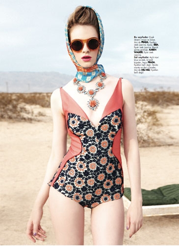 Gwen Loos for Elle  Turkey July 2012 photographer Caroline Knopf 