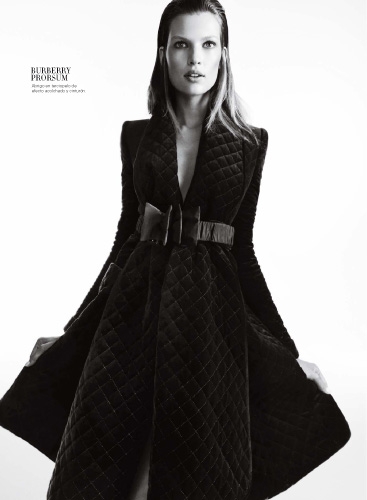 Bette Franke For Harpers Bazaar Spain October 2012
Photographer Nico 