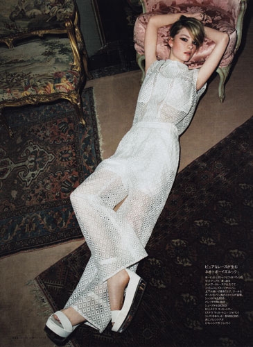 Gwen Loos for Elle Japan March 2013 photographer Frederic Auerbach 