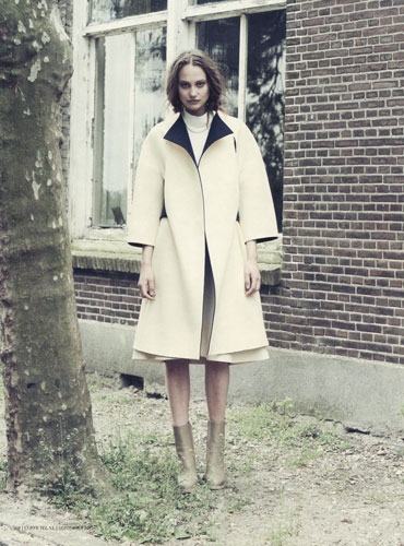 Queeny van der Zande for L’Officiel Dutch September 2013 photographer Paul  Bellaart 